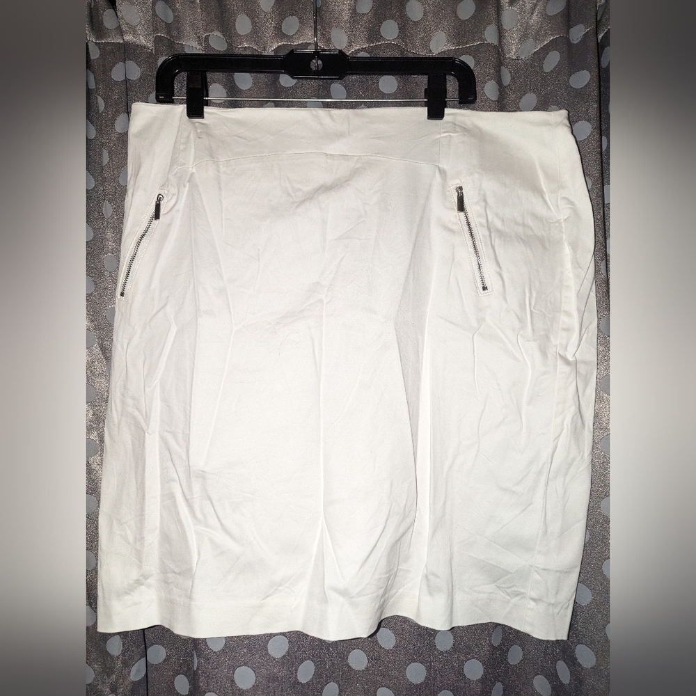 NEW YORK & COMPANY Stretch Classic Cotton White Mini Skirt 14